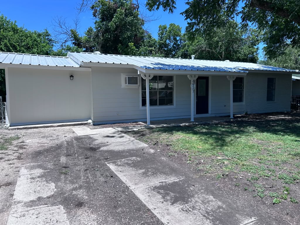 Casa disponible a través de Alamo Home Source en San Antonio
